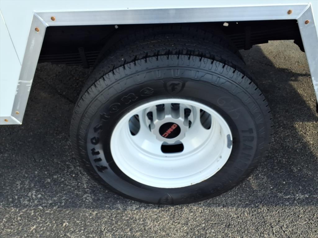 GMC Savana Commercial Cutaway 3500 Van 177" 2021