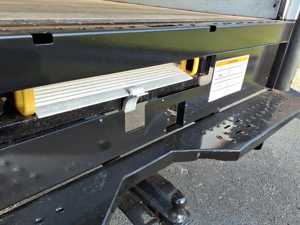 GMC Savana Commercial Cutaway 3500 Van 177" 2021