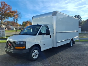 2021 GMC Savana Commercial Cutaway 3500 Van 177"