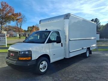2021 GMC Savana Commercial Cutaway 3500 Van 177"