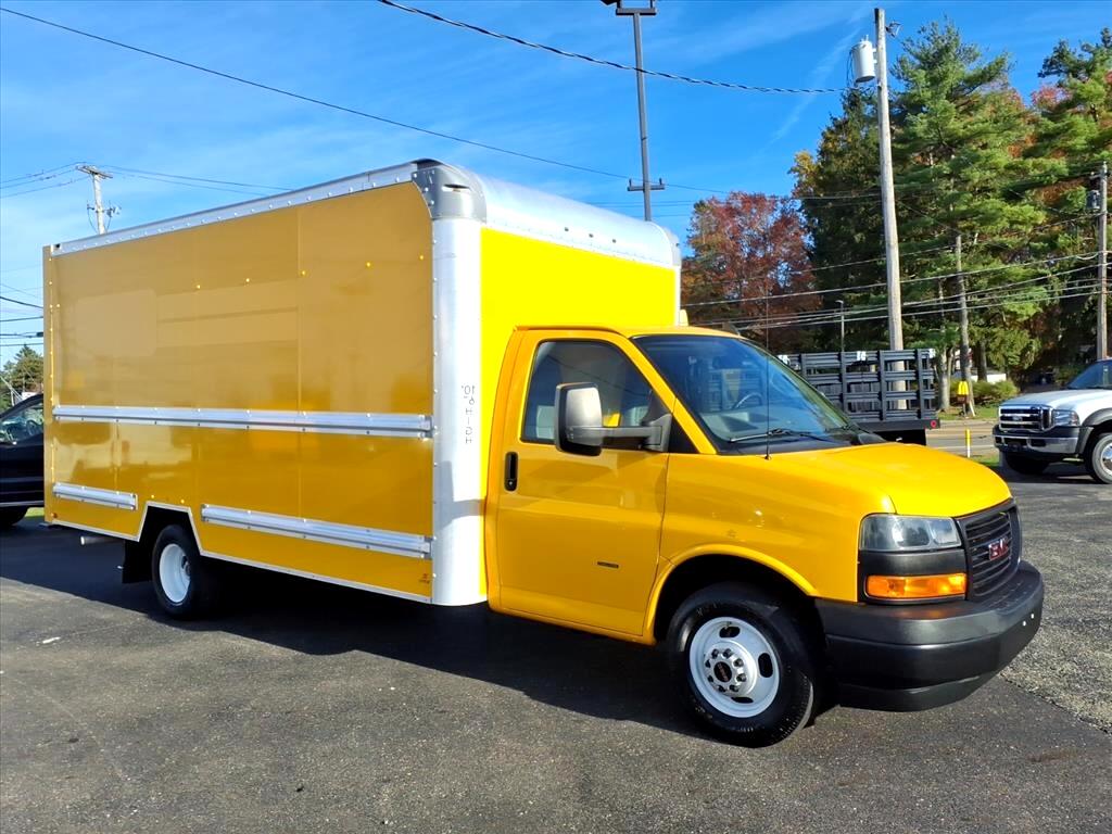 GMC Savana Commercial Cutaway 3500 Van 177" 2021