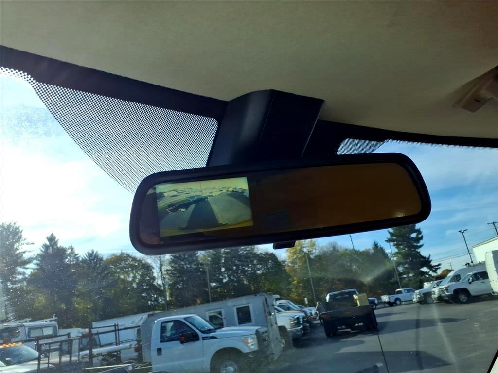 GMC Savana Commercial Cutaway 3500 Van 177" 2021