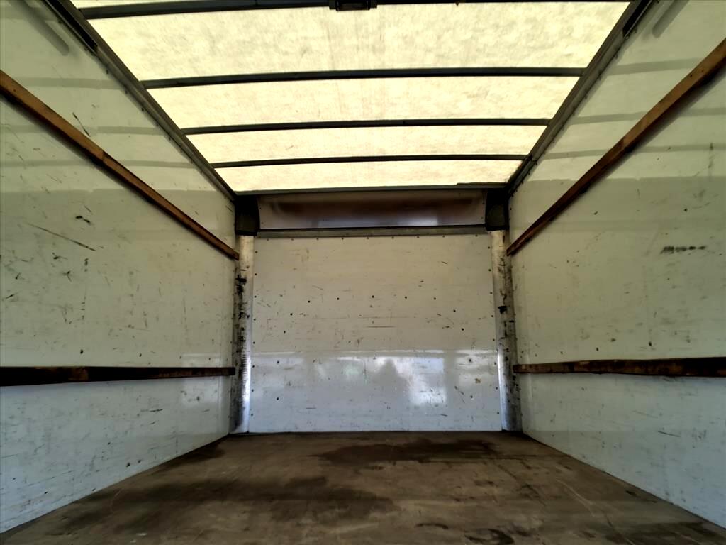 GMC Savana Commercial Cutaway 3500 Van 177" 2021