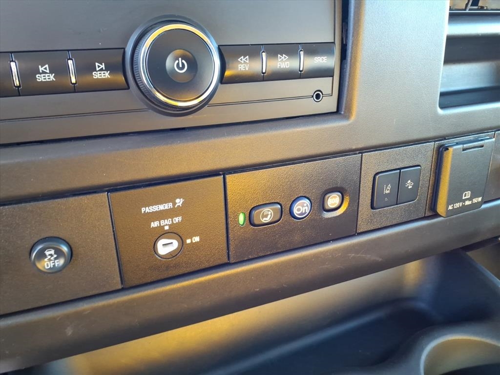 GMC Savana Commercial Cutaway 3500 Van 177" 2021