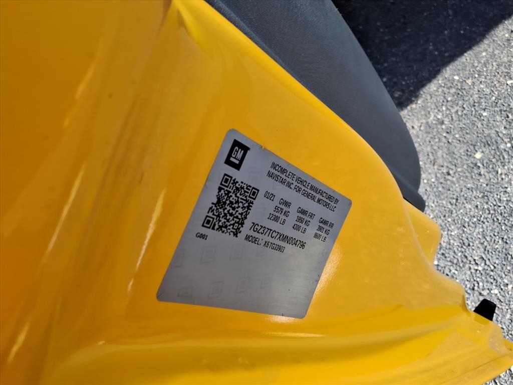 GMC Savana Commercial Cutaway 3500 Van 177" 2021