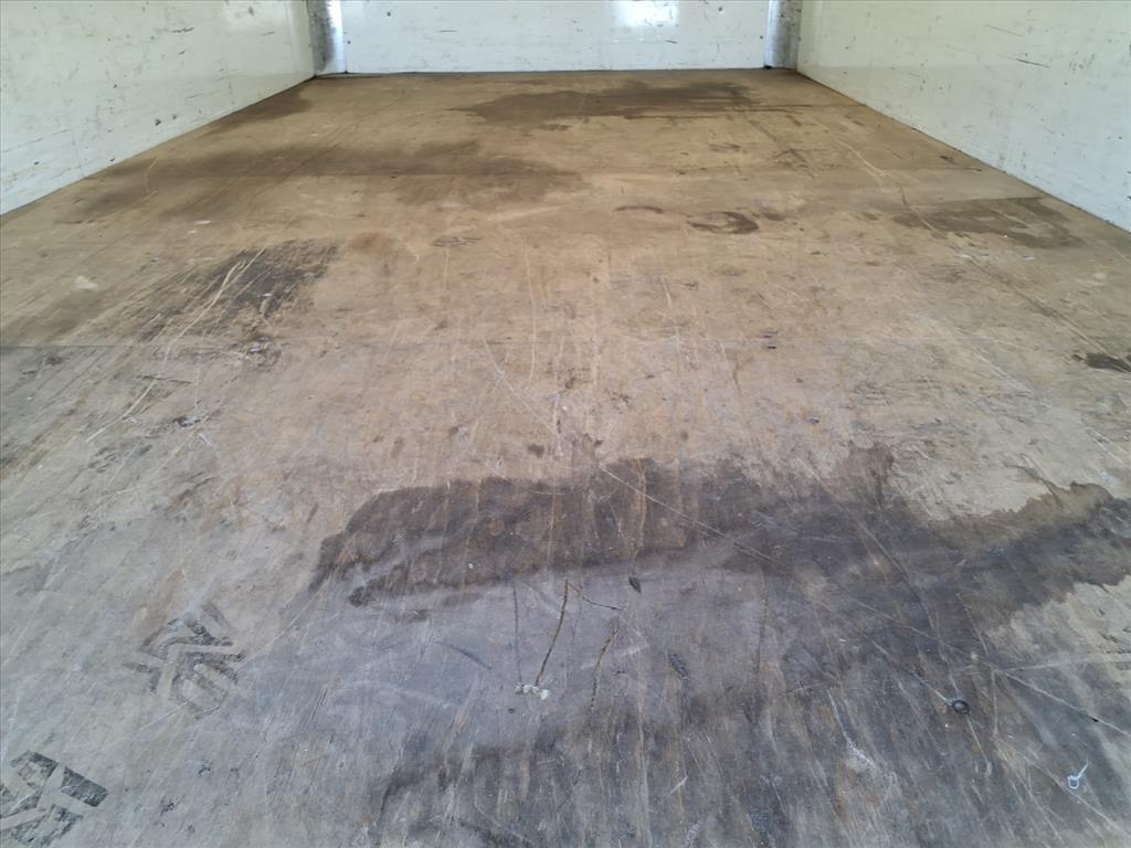 GMC Savana Commercial Cutaway 3500 Van 177" 2021