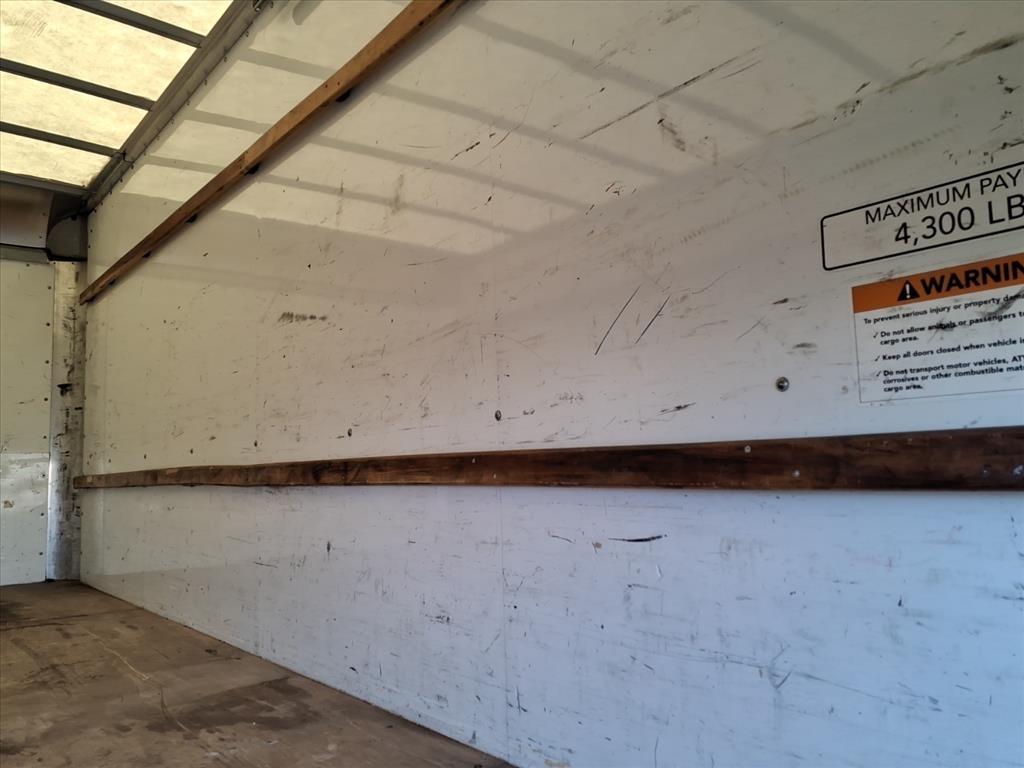 GMC Savana Commercial Cutaway 3500 Van 177" 2021