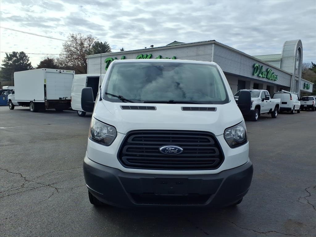 2017 Ford Transit XL photo 2