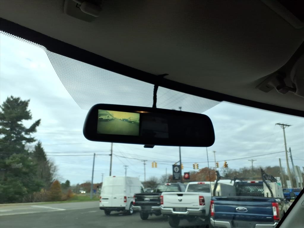 Chevrolet Express Passenger RWD 2500 135" LS 2019