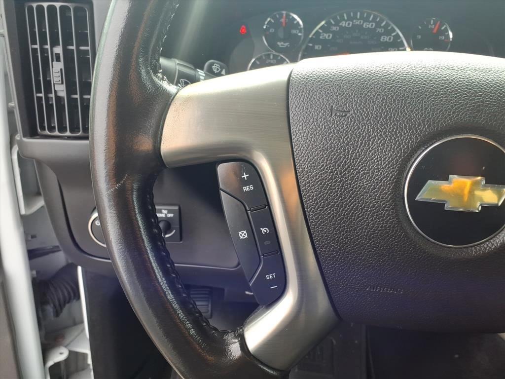 Chevrolet Express Passenger RWD 3500 155" LT w/1LT 2017