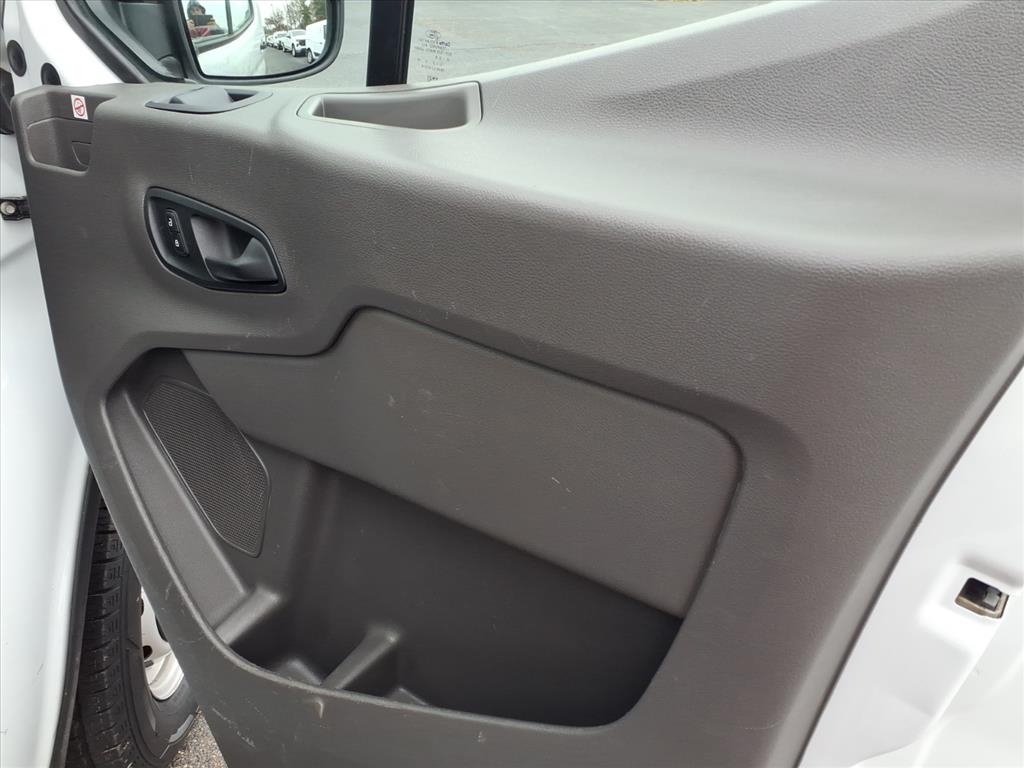 Ford Transit Passenger Wagon T-350 148" Low Roof XL RWD 2020