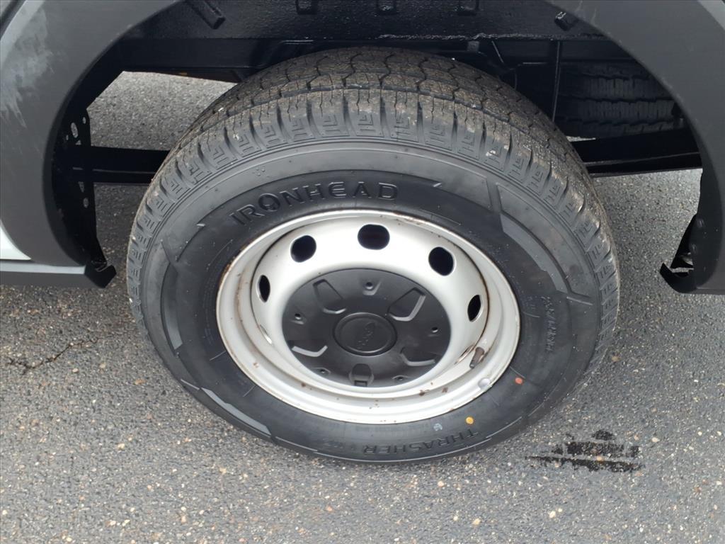 Ford Transit Passenger Wagon T-350 148" Low Roof XL RWD 2020