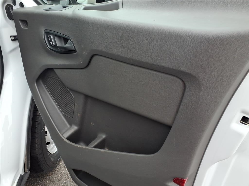 Ford Transit Cargo Van T-250 130" Low Rf 9070 GVWR RWD 2022