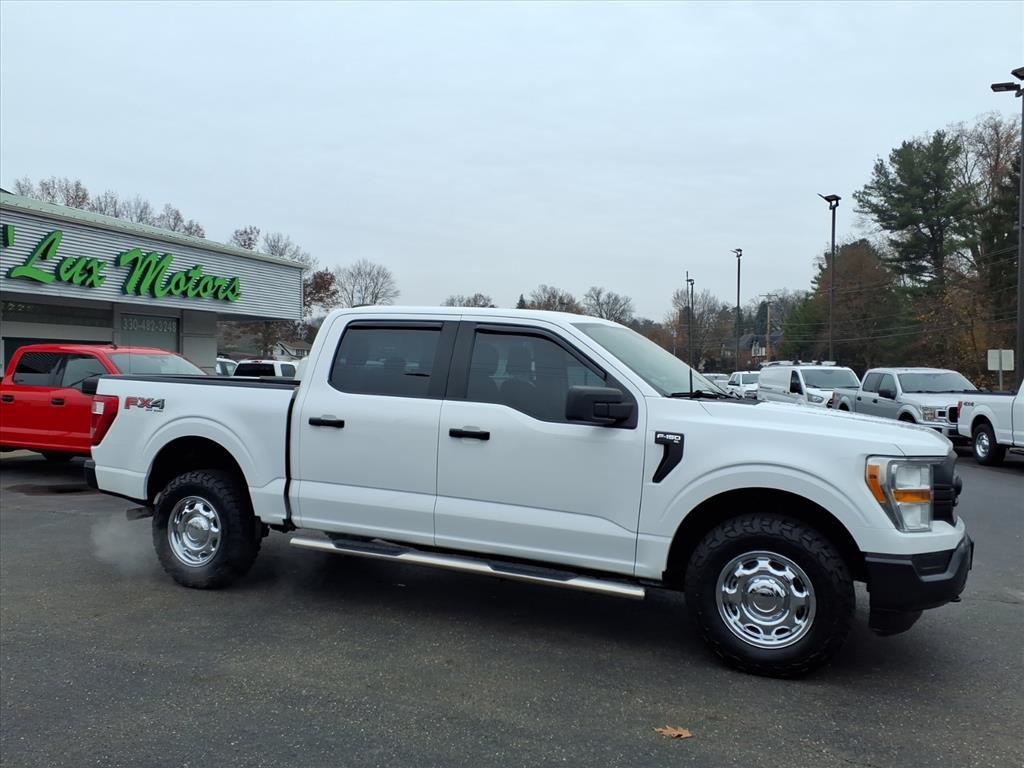 2022 Ford F-150 XL photo 2