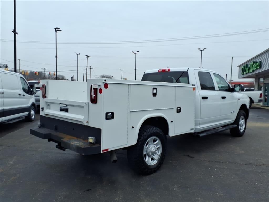 RAM 2500 Tradesman 4x4 Crew Cab 8' Box 2020