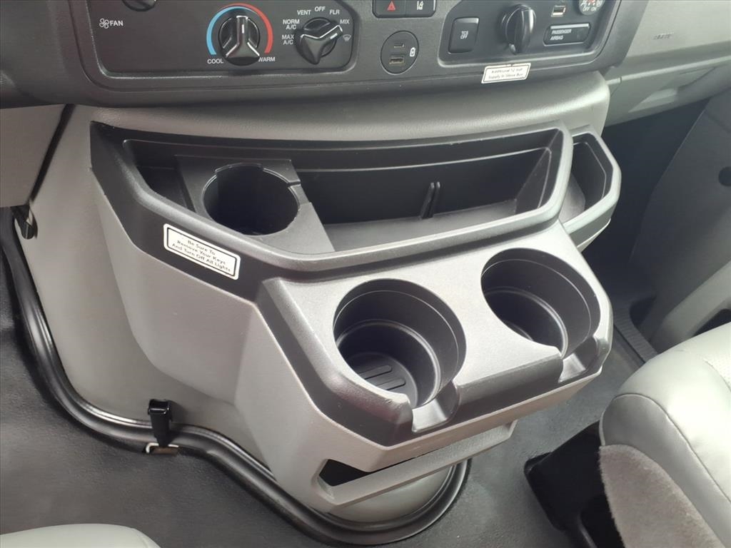 Ford E-Series Cutaway E-350 SRW 138" WB 2021