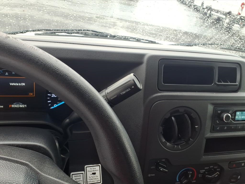 Ford E-Series Cutaway E-350 SRW 138" WB 2021