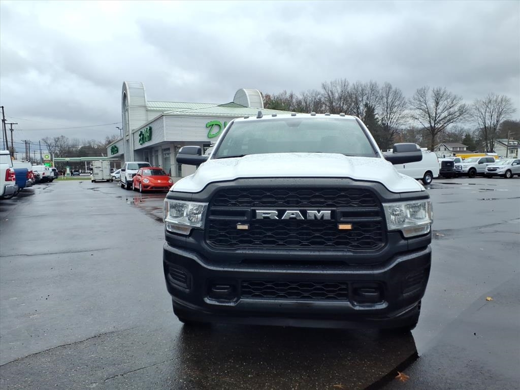 2022 Ram 2500 Tradesman photo 2