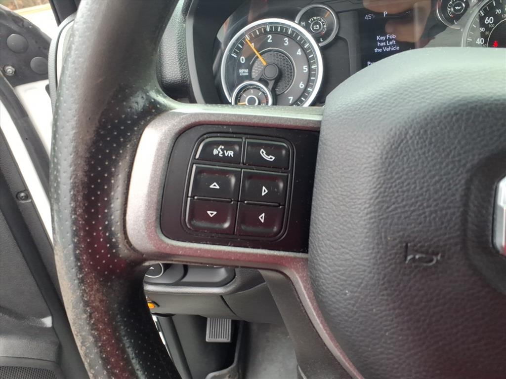 RAM 2500 Tradesman 4x4 Reg Cab 8' Box 2022