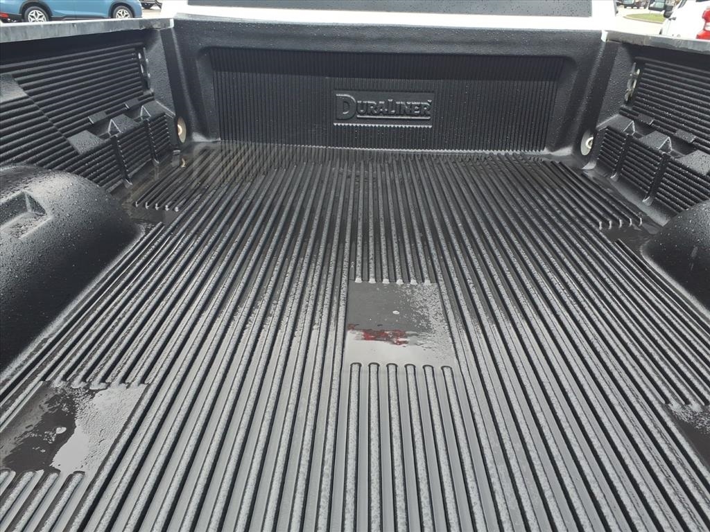 RAM 2500 Tradesman 4x4 Reg Cab 8' Box 2022