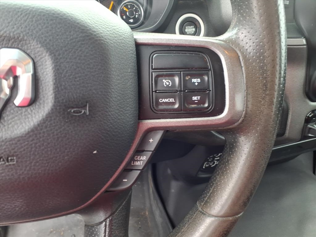 RAM 2500 Tradesman 4x4 Reg Cab 8' Box 2022