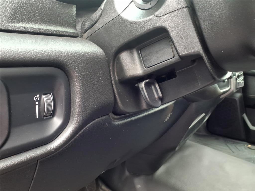 RAM 2500 Tradesman 4x4 Reg Cab 8' Box 2022