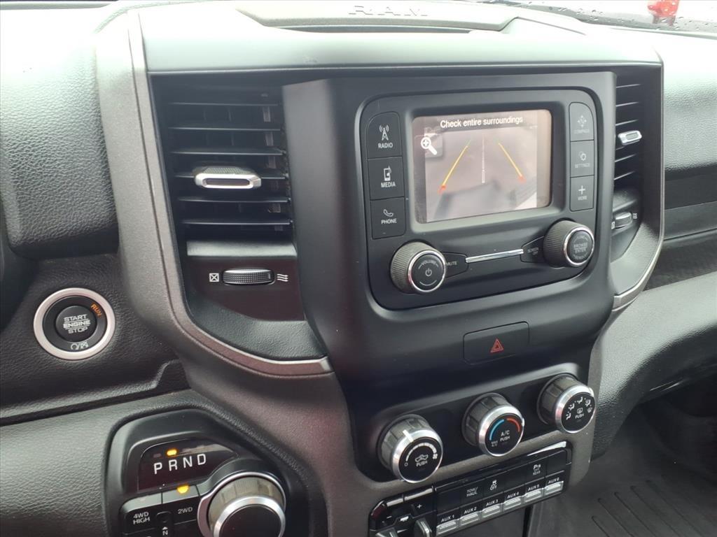 RAM 2500 Tradesman 4x4 Reg Cab 8' Box 2022