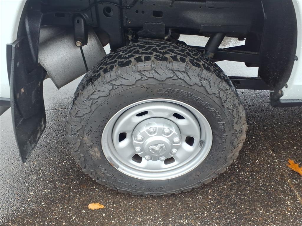 RAM 2500 Tradesman 4x4 Reg Cab 8' Box 2022