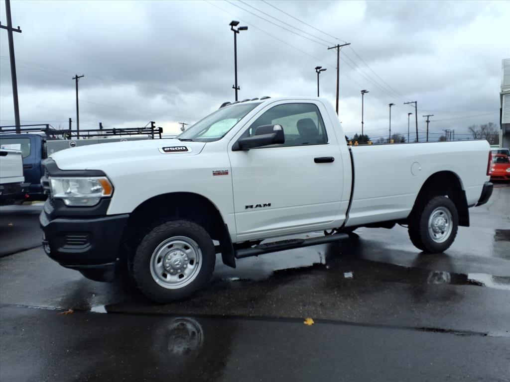RAM 2500 Tradesman 4x4 Reg Cab 8' Box 2022