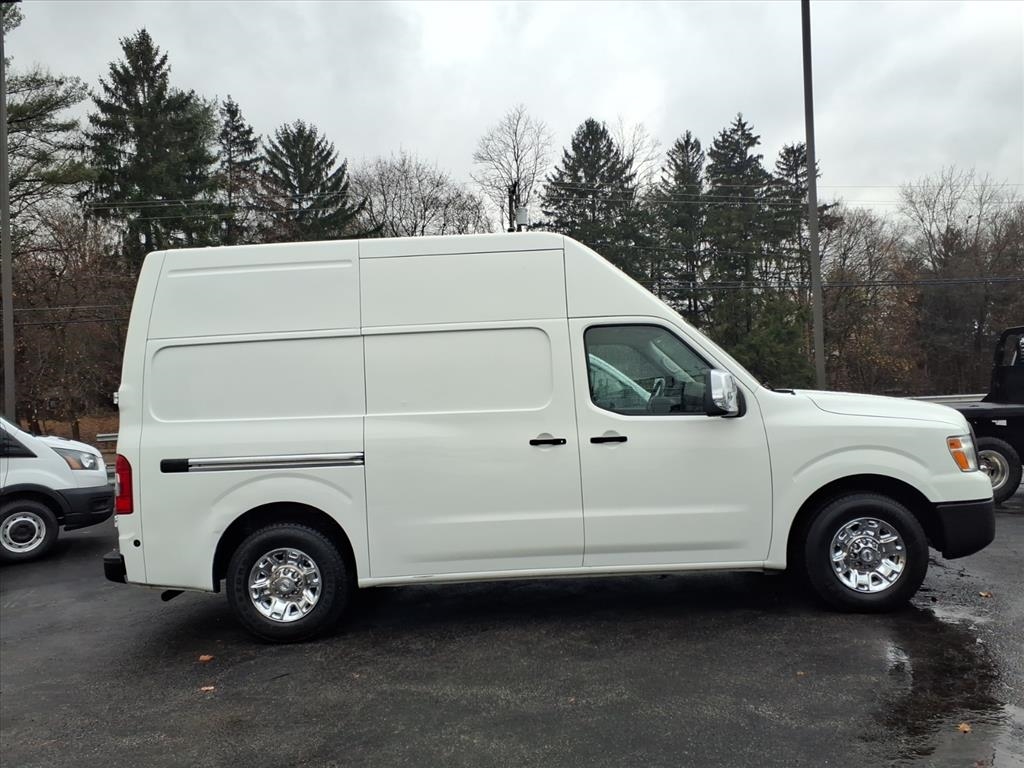 Nissan NV Cargo NV3500 HD High Roof V8 SV 2019