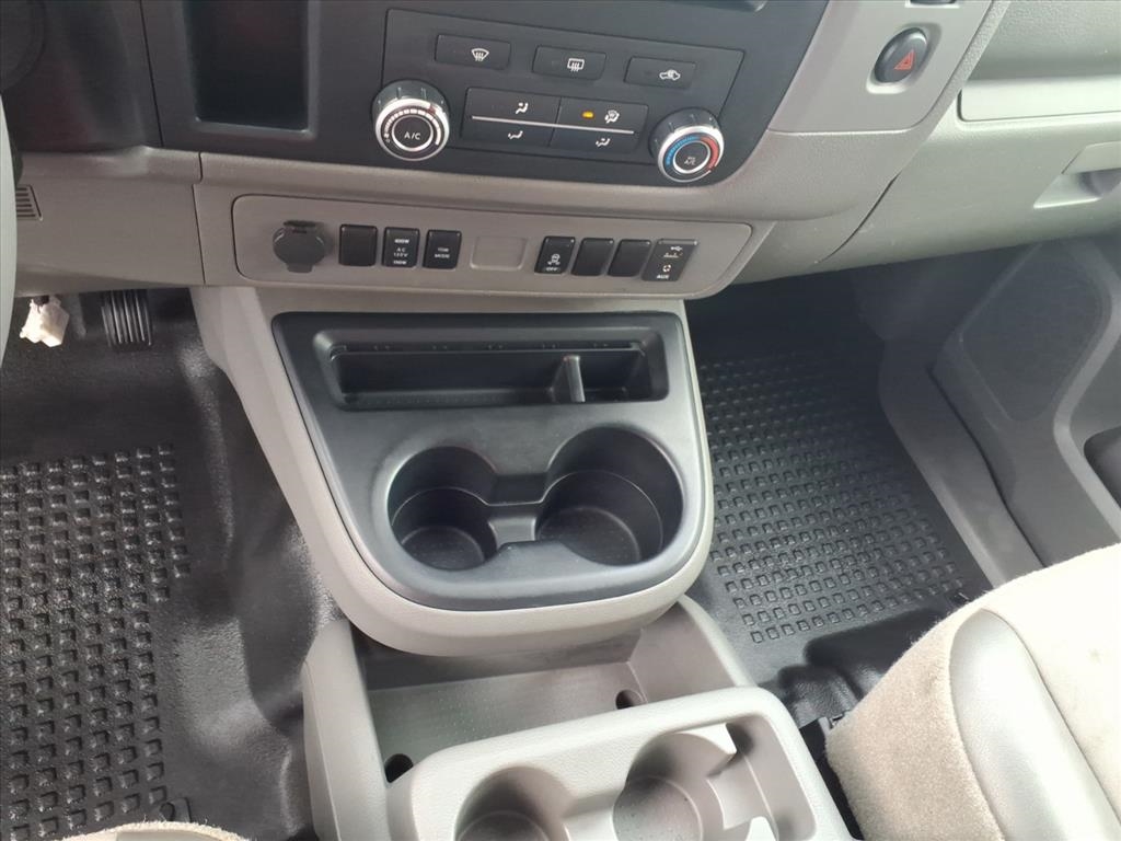 Nissan NV Cargo NV3500 HD High Roof V8 SV 2019