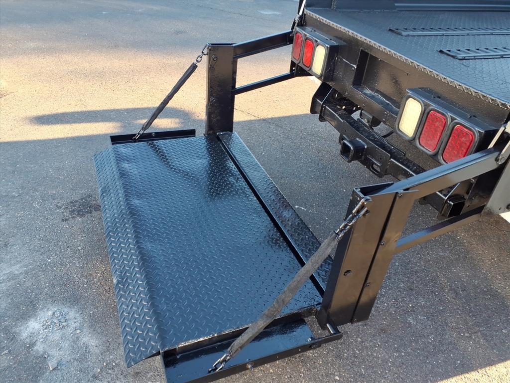 Ford Super Duty F-250 SRW XL 2WD Reg Cab 8' Box 2017