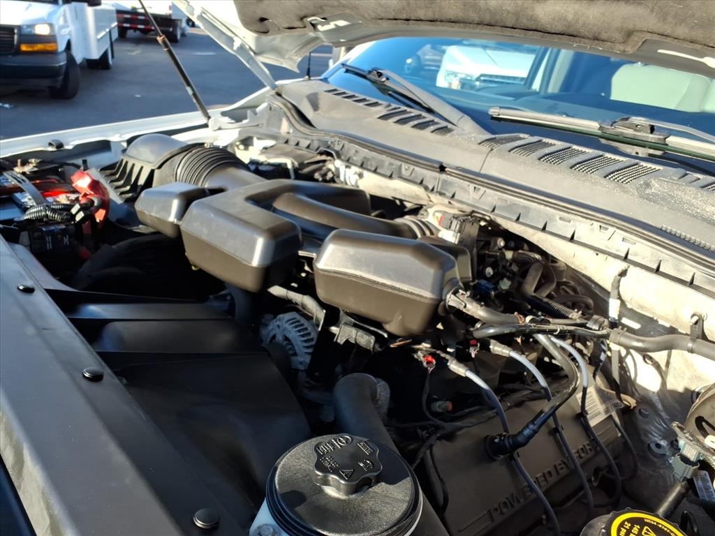 Ford Super Duty F-250 SRW XL 2WD Reg Cab 8' Box 2017