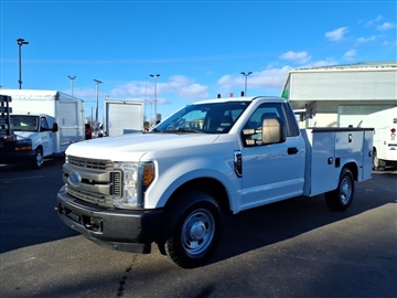 2017 Ford Super Duty F-250 SRW XL 2WD Reg Cab 8' Box
