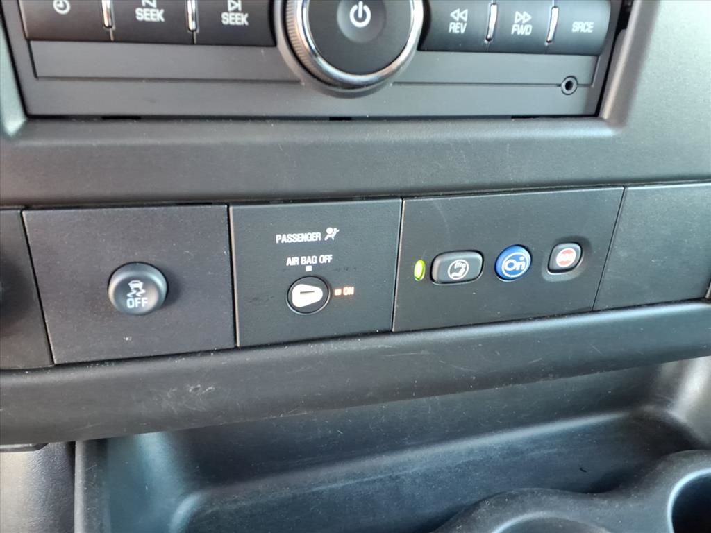 GMC Savana Commercial Cutaway 3500 Van 177" 2022