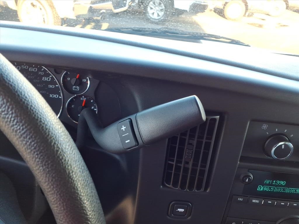 GMC Savana Commercial Cutaway 3500 Van 177" 2022