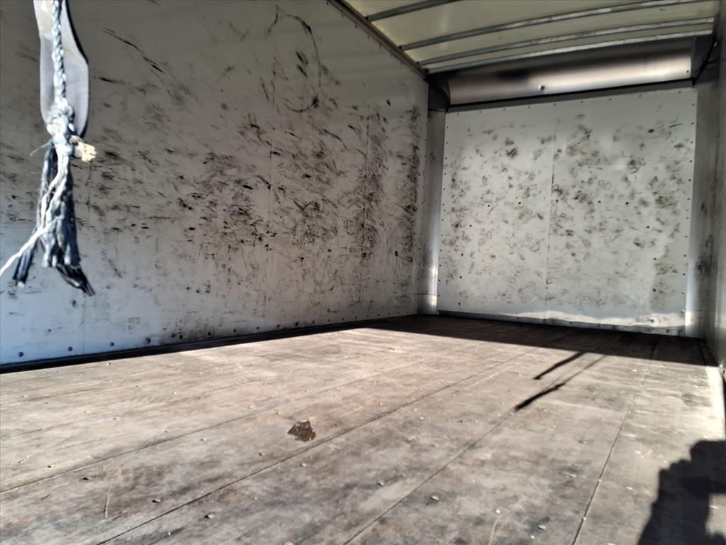 GMC Savana Commercial Cutaway 3500 Van 177" 2022