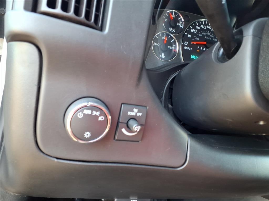 GMC Savana Commercial Cutaway 3500 Van 177" 2022