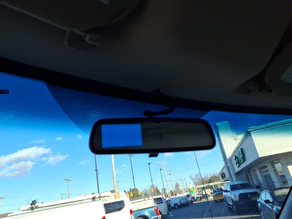 GMC Savana Commercial Cutaway 3500 Van 177" 2022