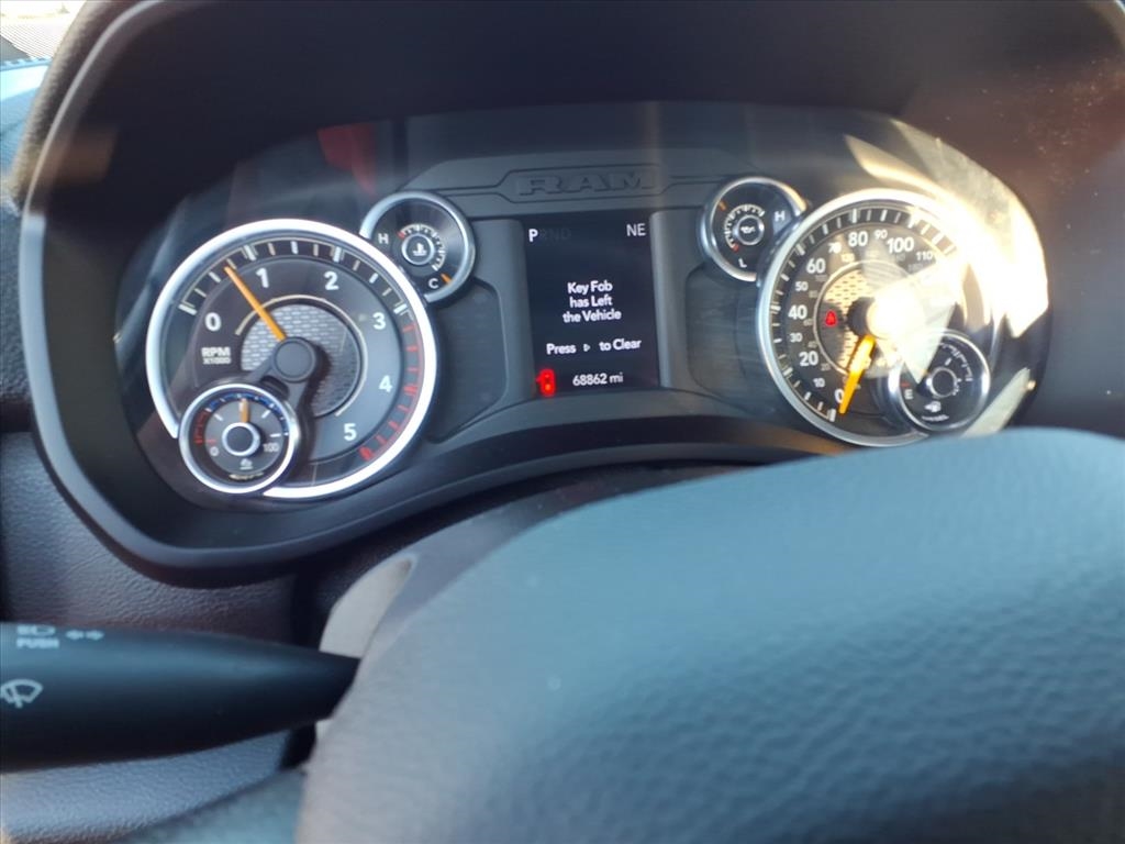 RAM 2500 Tradesman 4x4 Reg Cab 8' Box 2022