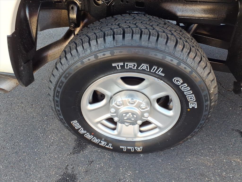 RAM 2500 Tradesman 4x4 Reg Cab 8' Box 2022