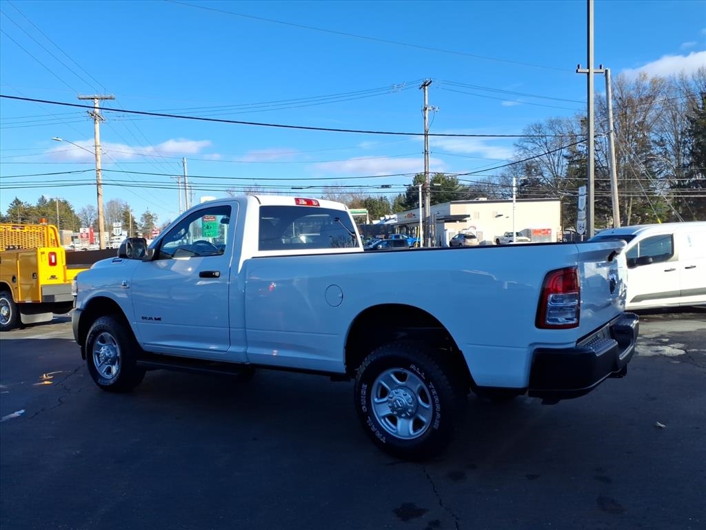 RAM 2500 Tradesman 4x4 Reg Cab 8' Box 2022