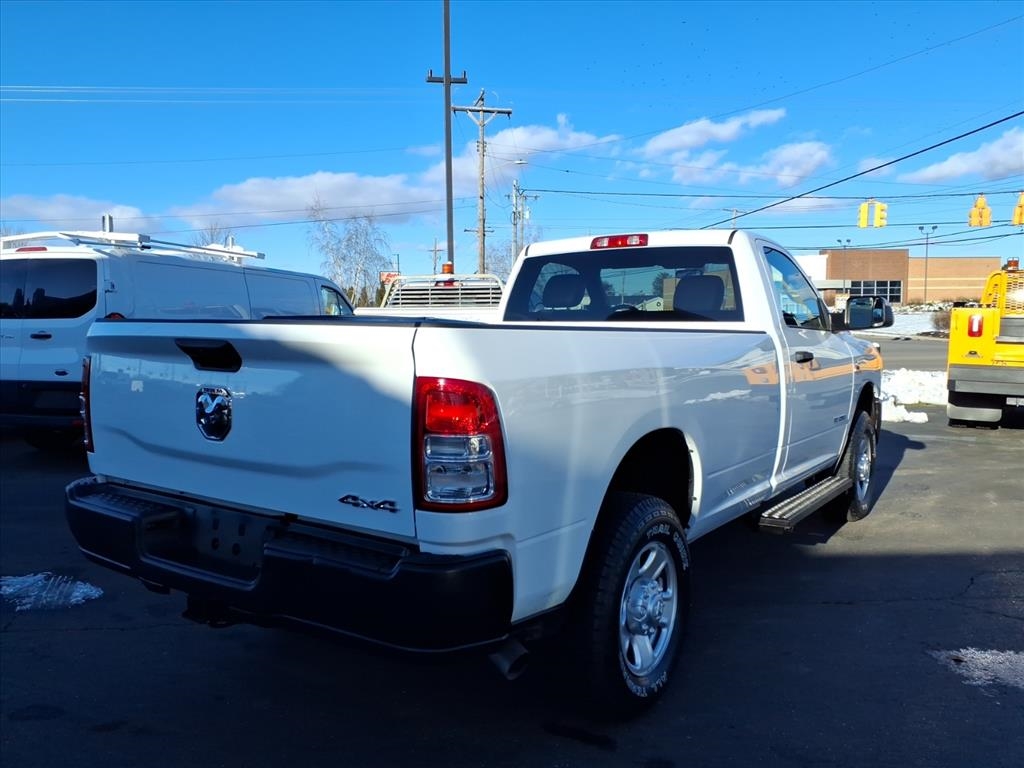 RAM 2500 Tradesman 4x4 Reg Cab 8' Box 2022