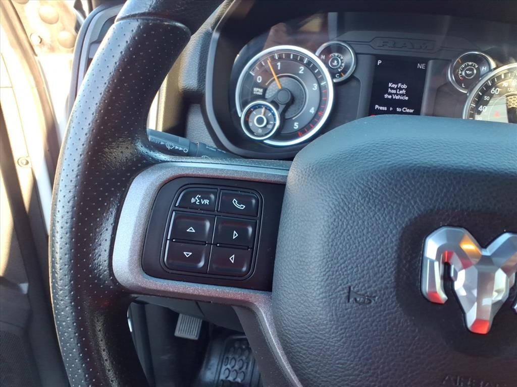 RAM 2500 Tradesman 4x4 Reg Cab 8' Box 2022