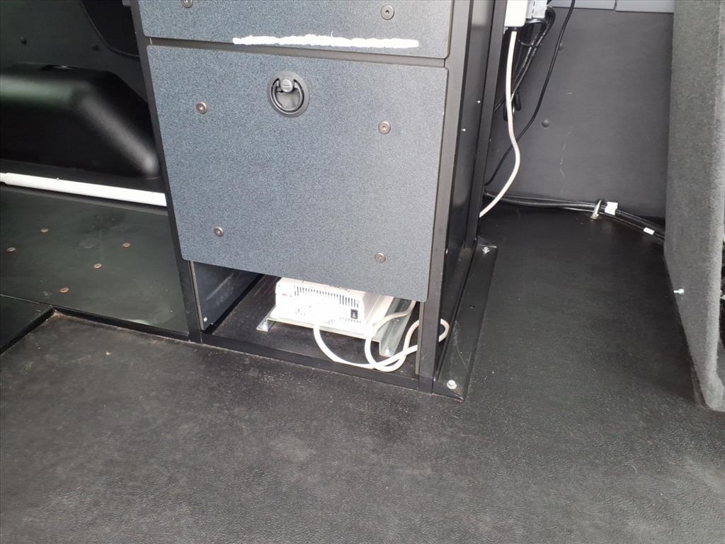 Ford Transit Passenger Wagon T-150 130" Med Roof XL Sliding RH Dr 2019