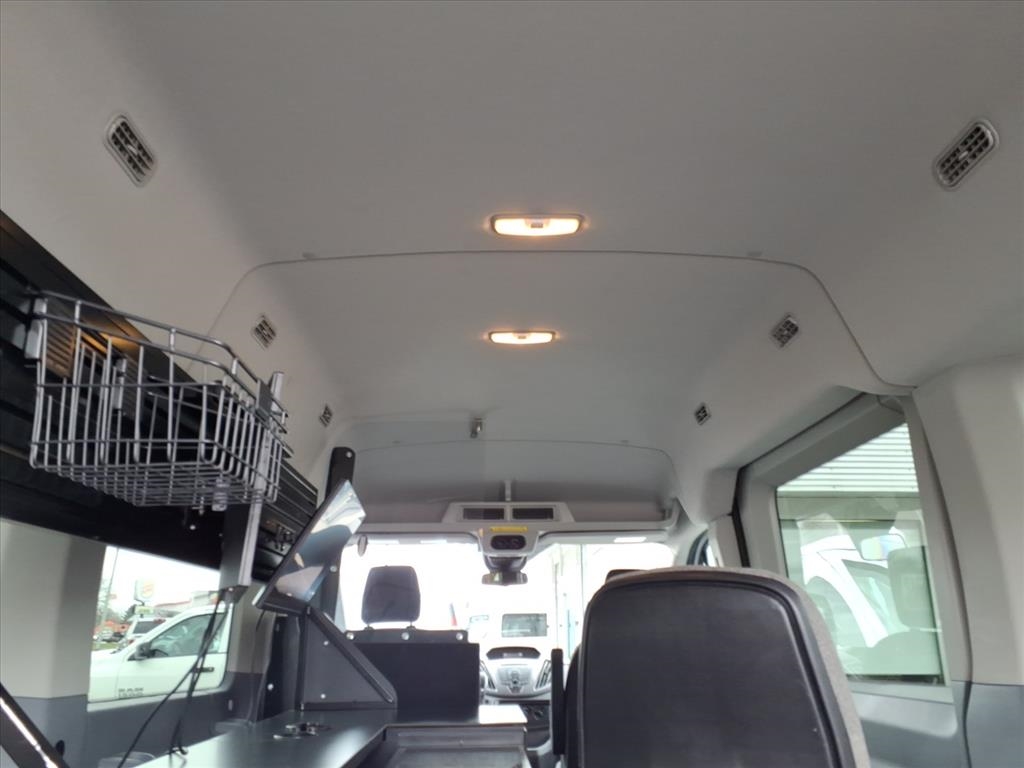 Ford Transit Passenger Wagon T-150 130" Med Roof XL Sliding RH Dr 2019