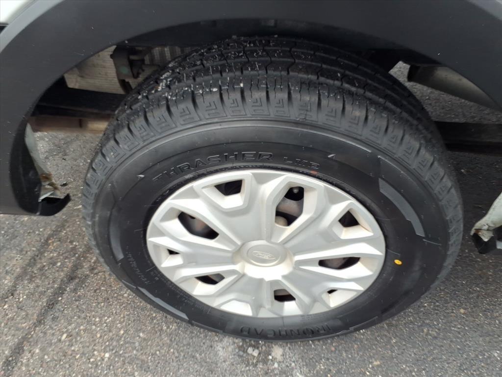 Ford Transit Passenger Wagon T-150 130" Med Roof XL Sliding RH Dr 2019