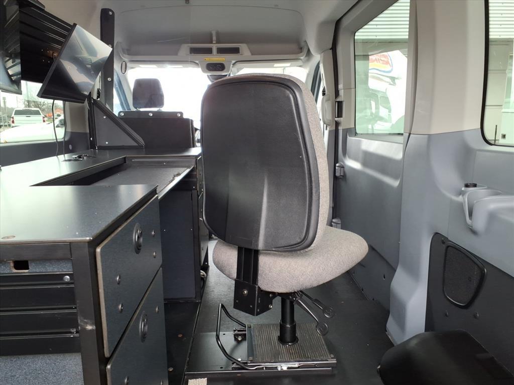 Ford Transit Passenger Wagon T-150 130" Med Roof XL Sliding RH Dr 2019