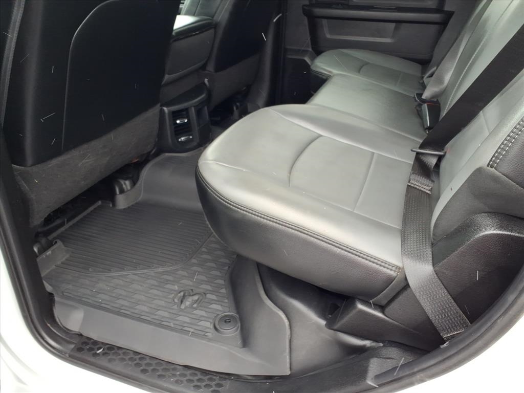 RAM 2500 Tradesman 4x4 Crew Cab 6'4" Box 2023