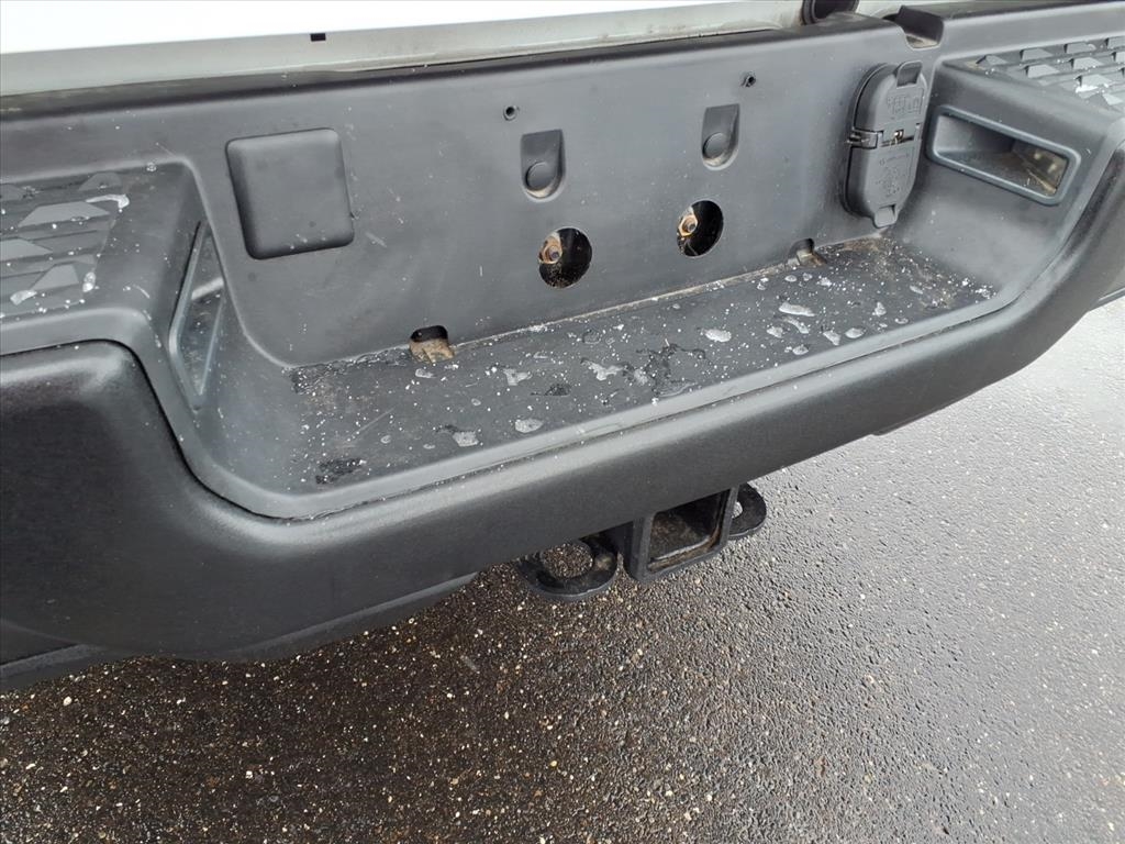 RAM 2500 Tradesman 4x4 Crew Cab 6'4" Box 2023